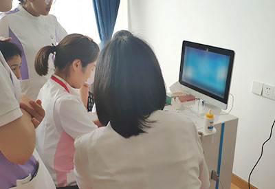超声波骨密度测量仪厂家GK-8000设备安装培训中 超声波骨密度测量仪厂家GK-8000设备安装培训中